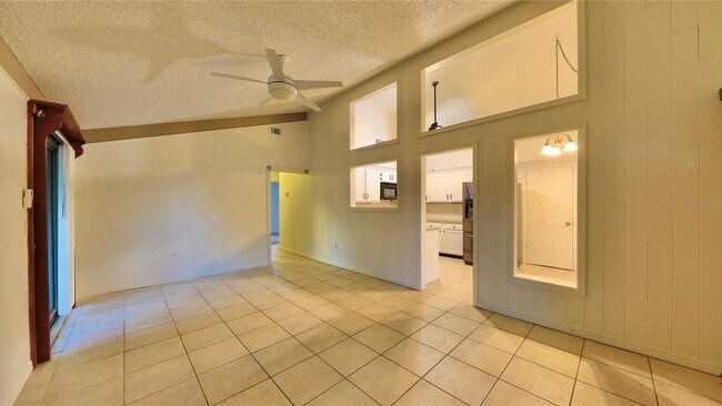 Building Photo - 3816 Pebble Ct