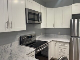 Kitchen - 804 Baldwin Rowe Cir