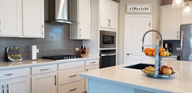 Building Photo - 29625 N 114th Ln