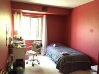 Building Photo - Amite condo available August!