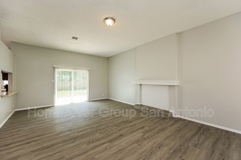 Building Photo - 8714 Ridge Mile Dr