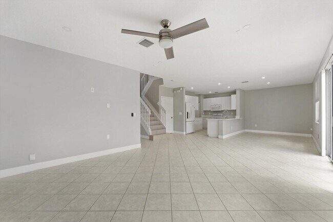 Building Photo - 9825 Scribner Ln