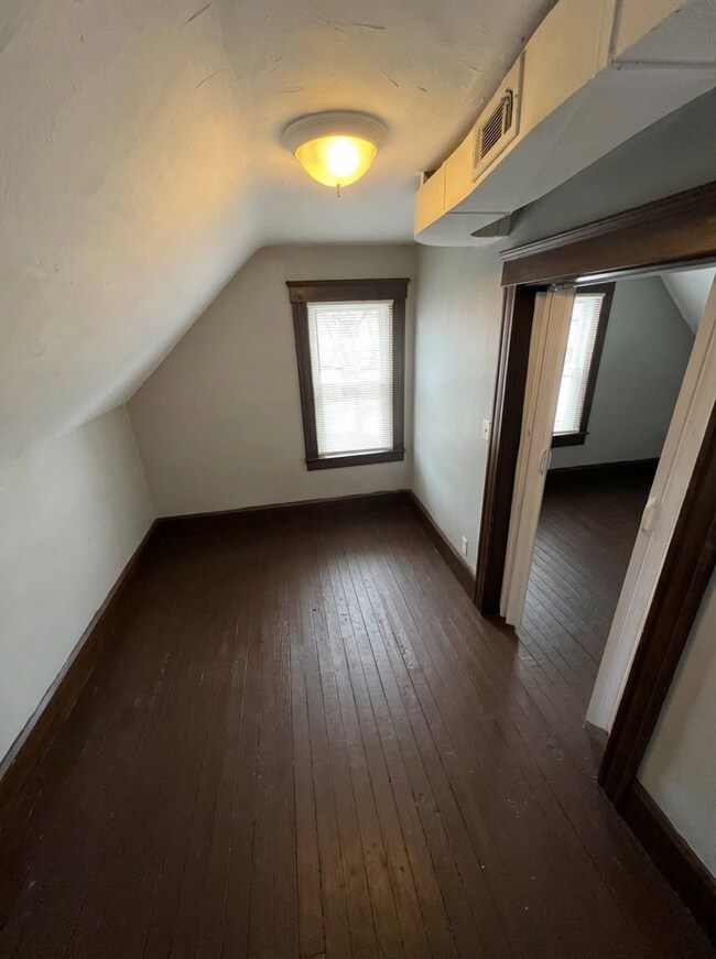 Building Photo - 3525 Dawning Ave