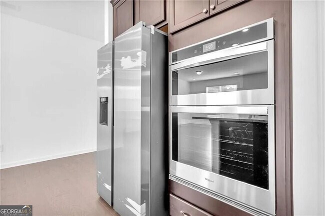 Building Photo - 5930 Neisler Rd