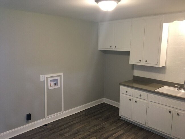 Building Photo - G TEAM - FOR LEASE - 2BR/2BA DUPLEX - LEBANON