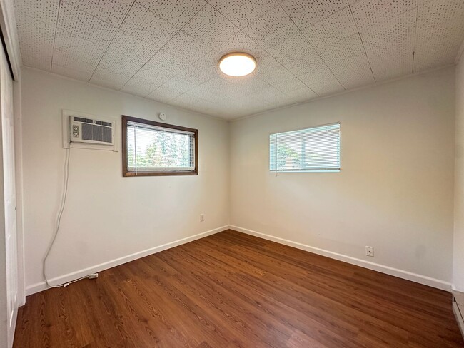 Interior Photo - 1818 West 8th