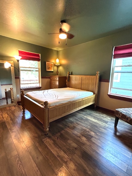 Building Photo - 112 W Dooley Ln