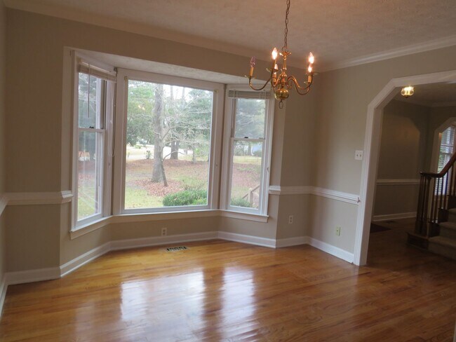 Building Photo - FOUR BEDROOM BRANDYWINE BAY