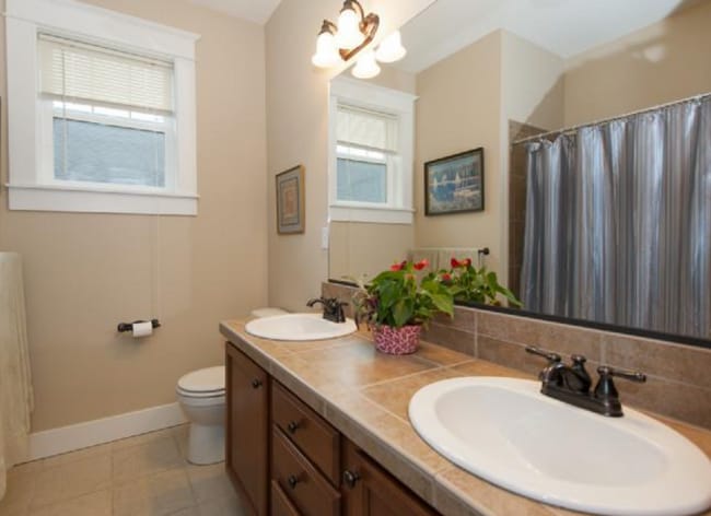 Building Photo - Beautiful 4 Bed, 2.5 Bath Rental home in P...