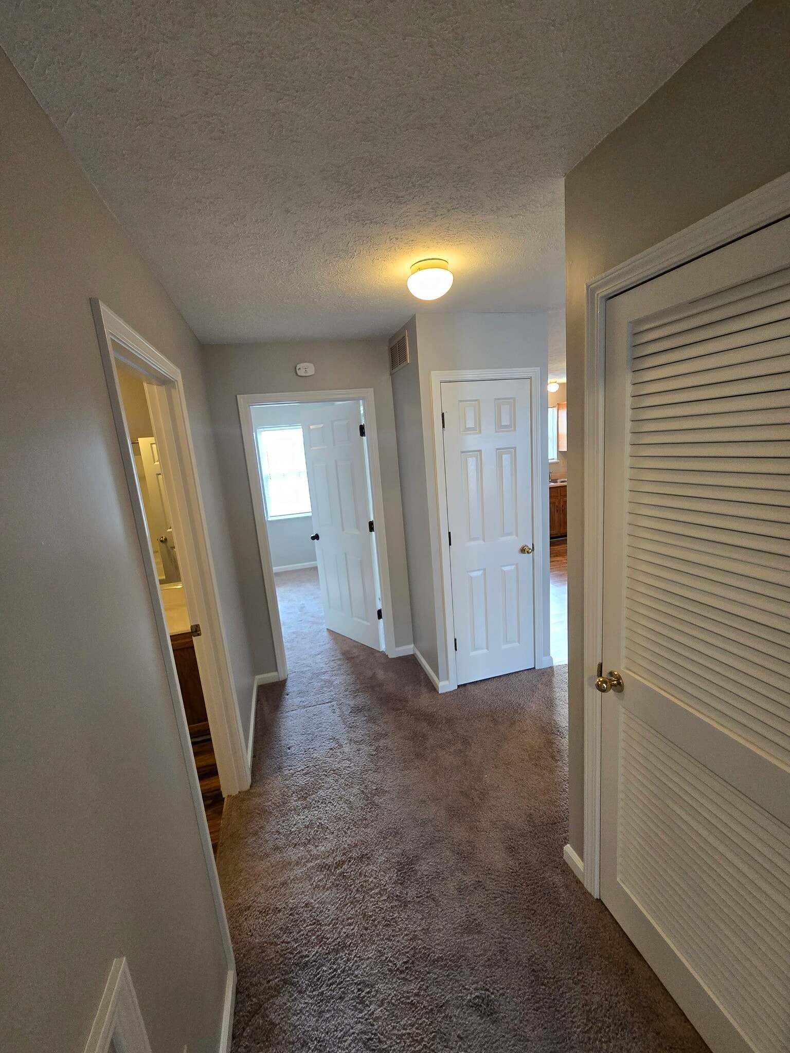 Building Photo - 114 Herring Hts