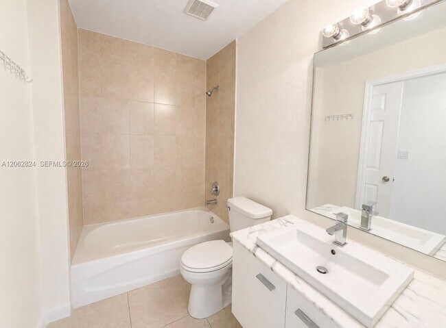 Building Photo - 3864 SW 48th Ave