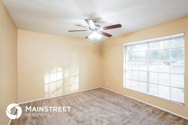 Building Photo - 4302 Stonehenge Trail