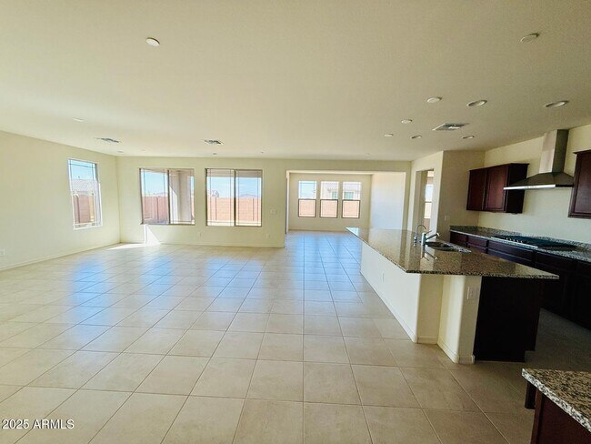 Building Photo - 13803 W Calle De Baca