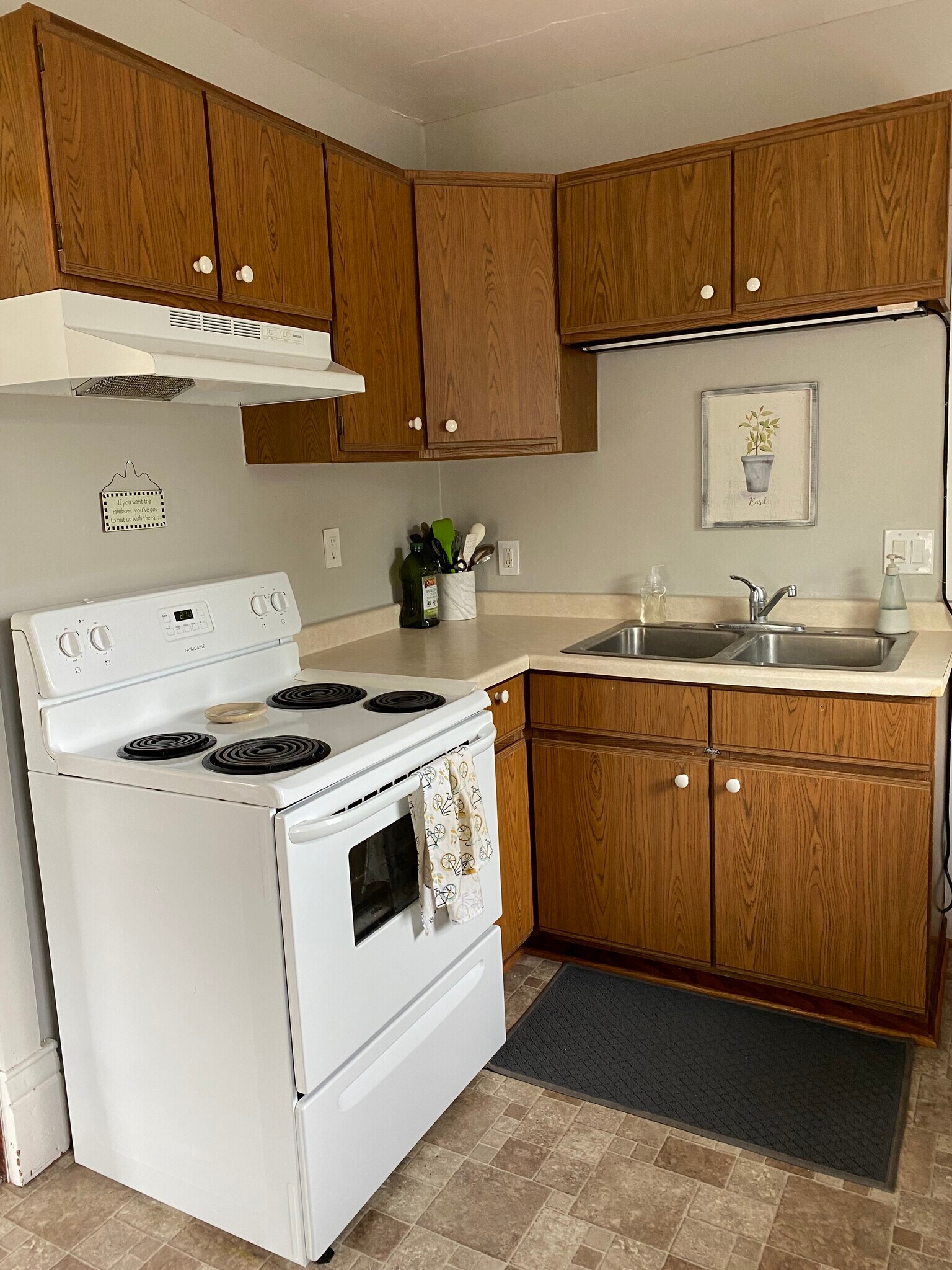 Building Photo - 10988 Ridge St