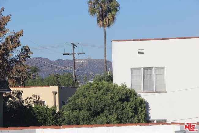 Building Photo - 1239 S Hudson Ave