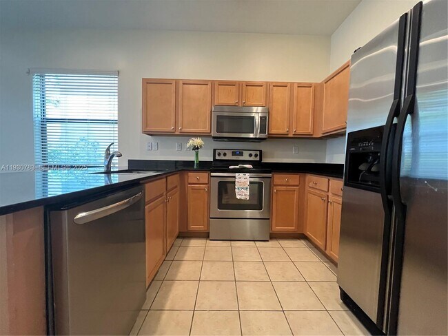 Building Photo - 9165 SW 36th Mnr