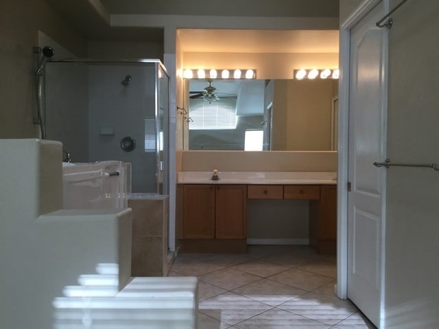 Building Photo - 2609 Meadow Oaks Loop