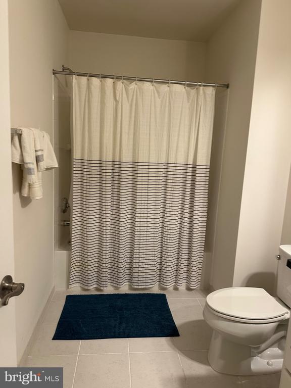 Building Photo - 24800 Beardgrass Pl