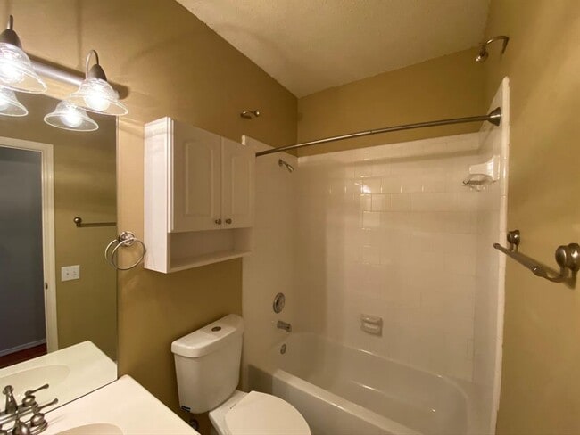 Building Photo - 11442 Blanchard Dr