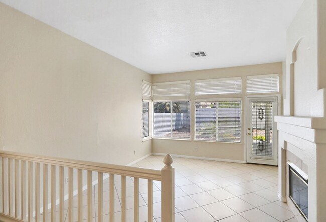 Building Photo - Single Story 3 Bedroom Summerlin Home