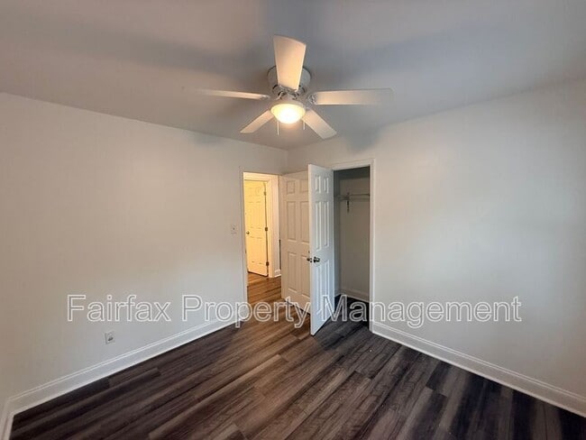 Building Photo - 400 Kelley Meadows Dr