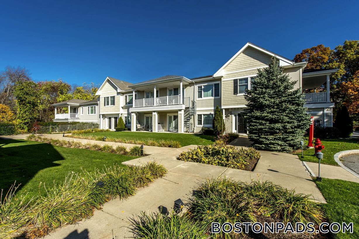 Building Photo - 105 Westgate Dr