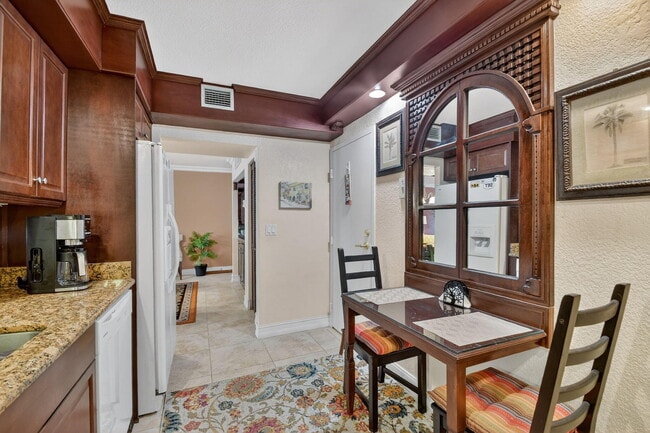 Building Photo - 3450 S Ocean Blvd