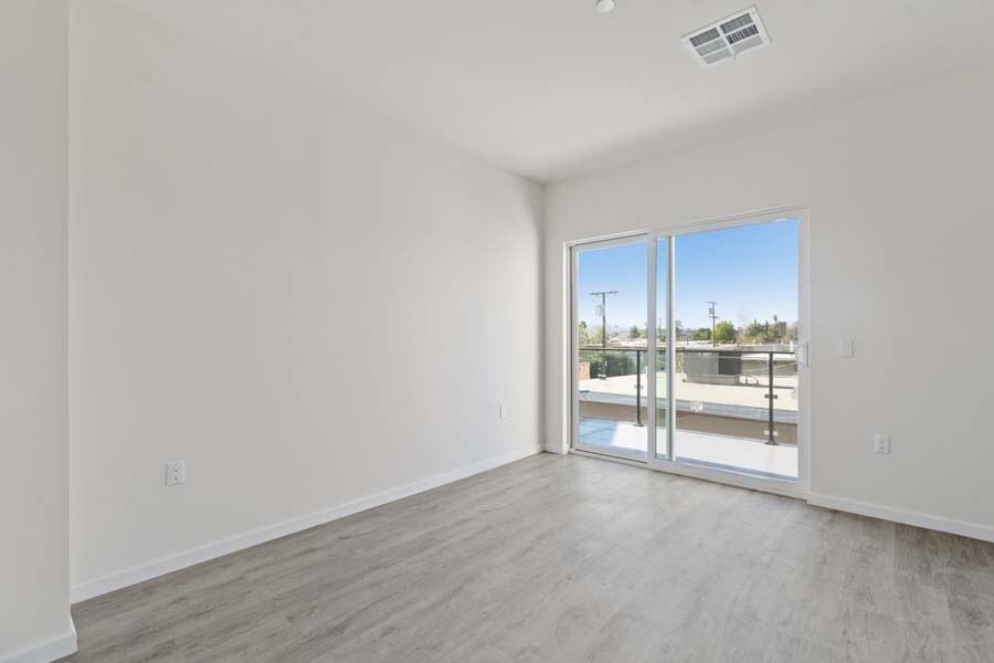 Building Photo - 11808 Hart St