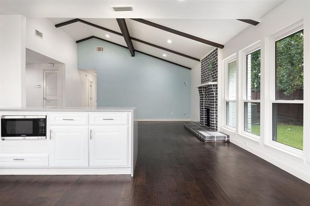 Building Photo - 15751 Mapleview Cir