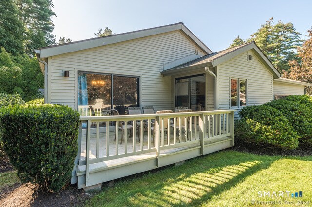 Building Photo - 2 Bramble Bush