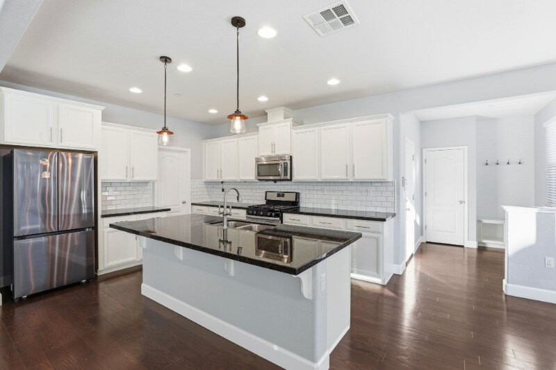 Building Photo - 1818 Tarragon Dr