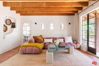 Building Photo - 3539 Canon Dr