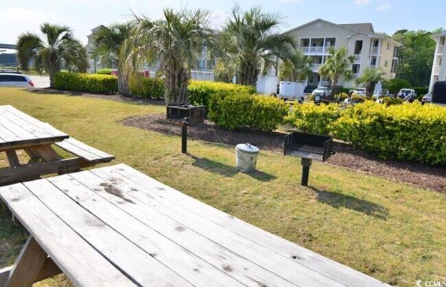 Building Photo - 208 Landing Rd