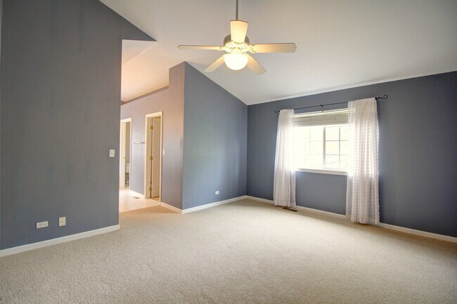 Building Photo - 1772 Ellington Dr