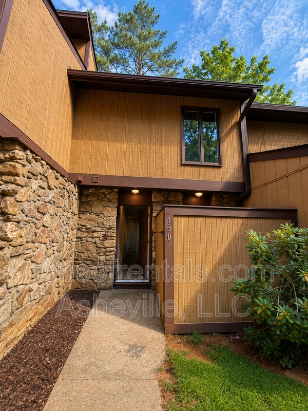 Building Photo - 130 Colony Dr