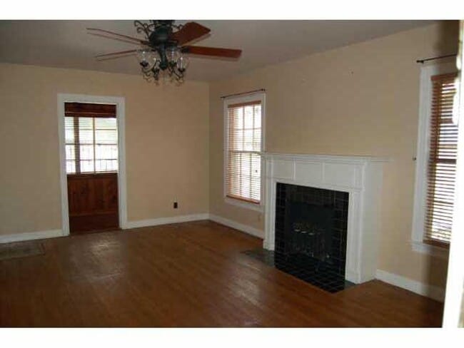 Building Photo - 1308 Crestwood Rd