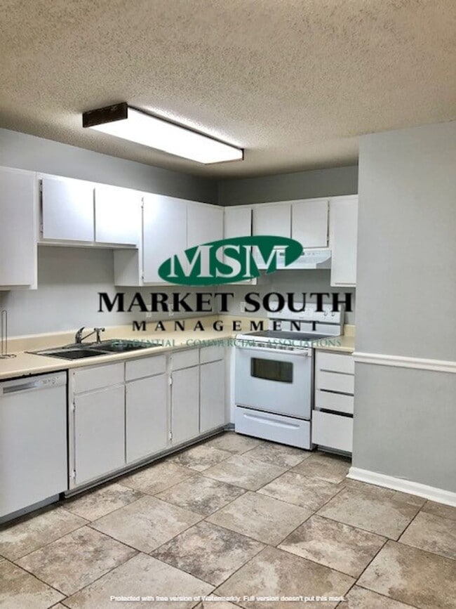 Building Photo - Bull River Shoals - Condo