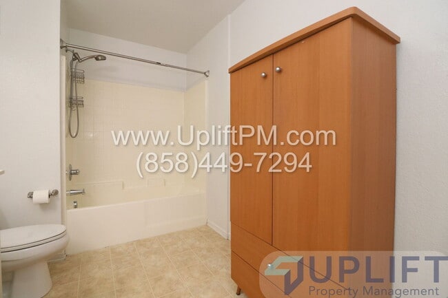 Building Photo - 9728 Marilla Dr