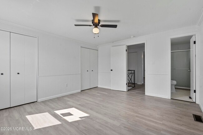 Building Photo - 8 Holton Ln