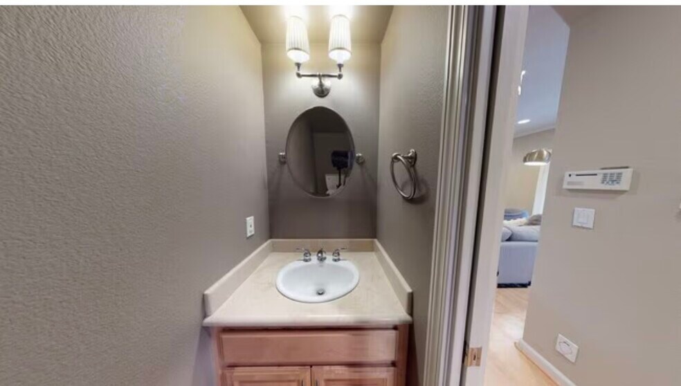 1/2 bathroom downstairs - 373 Florence St