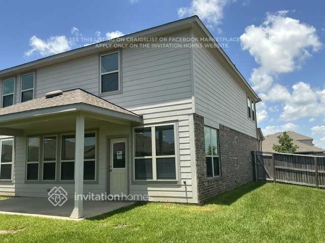 Building Photo - 753 Ridgewood Lk Dr