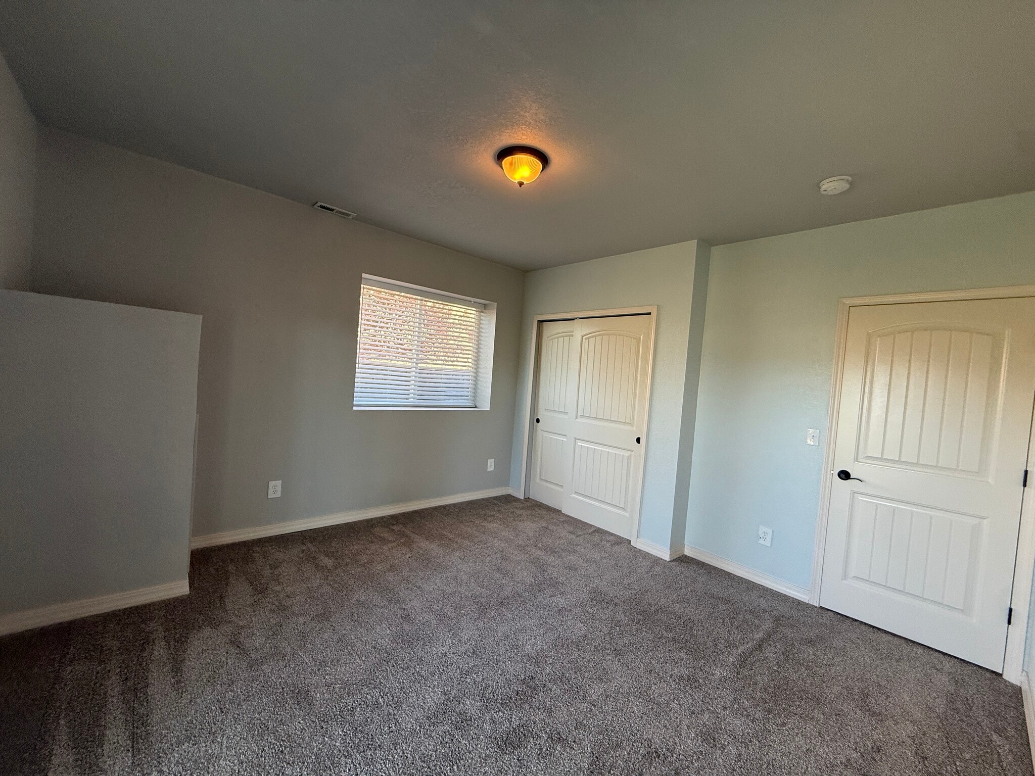 Building Photo - 15834 Kansas Pacific Ct