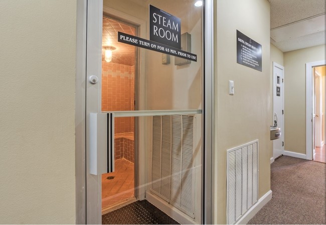 Steam Room - Sabal Point