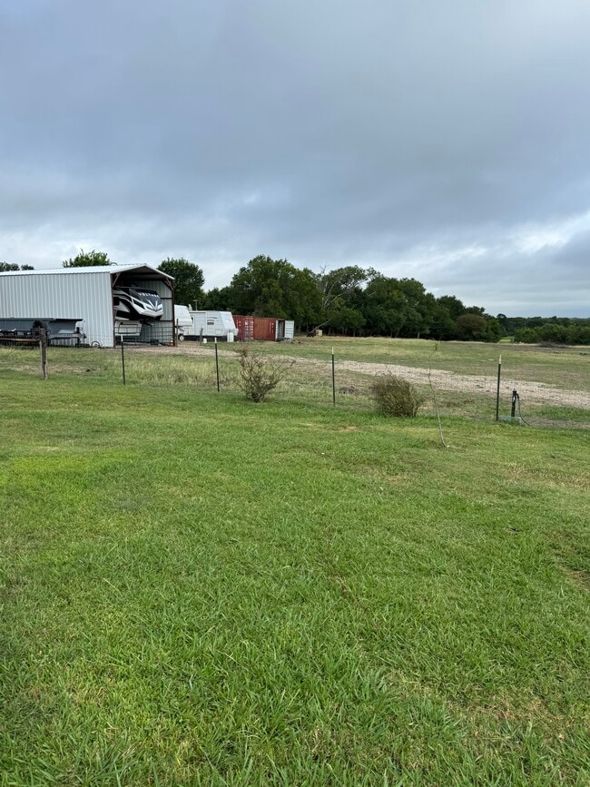 Building Photo - 450 Sun Prairie Trail