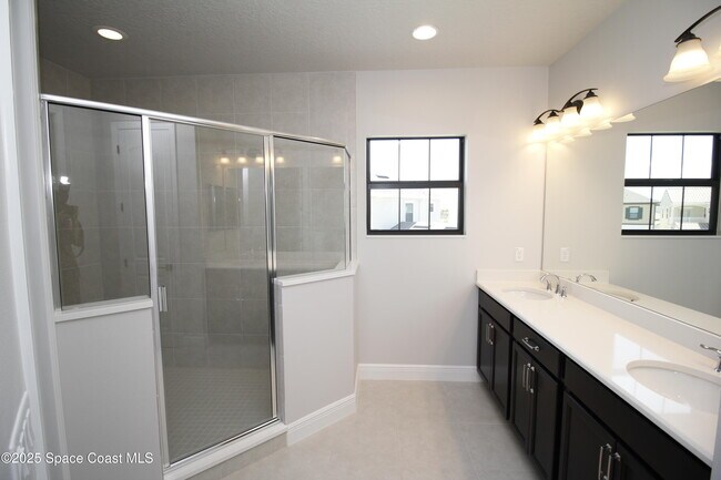 Building Photo - 2485 Musette Aly