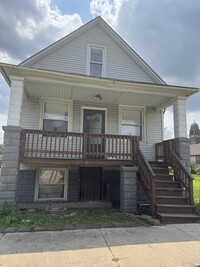 Building Photo - 229 155th St