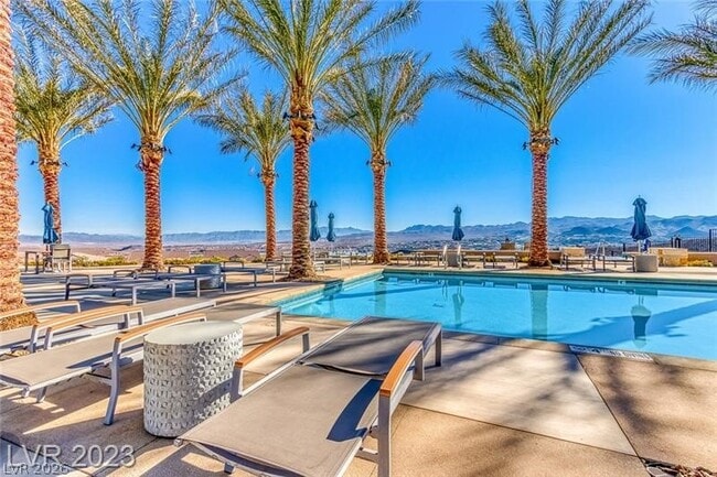 Building Photo - 10 Sun Lily Ln