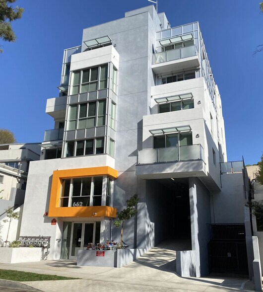 662 Kelton Avenue, Westwood CA 90024 - 662 Kelton Ave