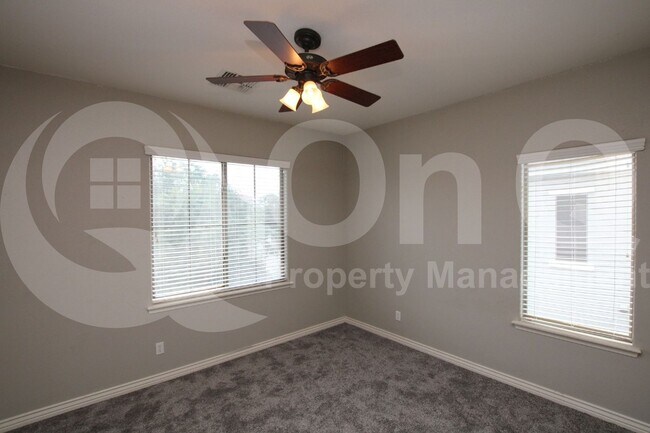 Building Photo - 19134 E Lark Dr