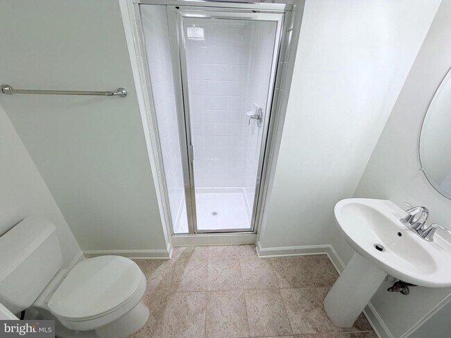 Building Photo - 7232 Barrberry Ln